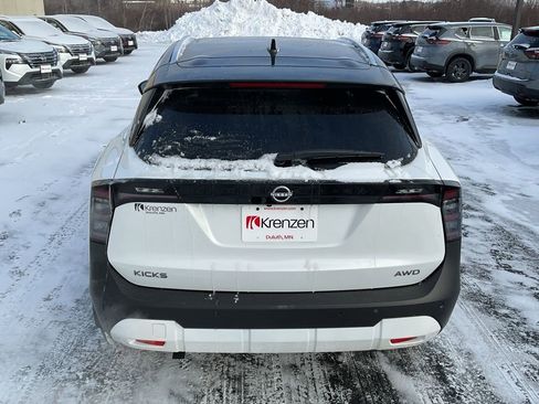 New 2026 Nissan Kicks SV w/ SV Premium Package image 6