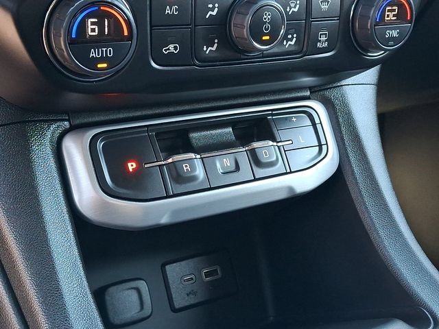 Used 2023 GMC Acadia SLE w/ Driver Convenience Package AWD/4WD image 17