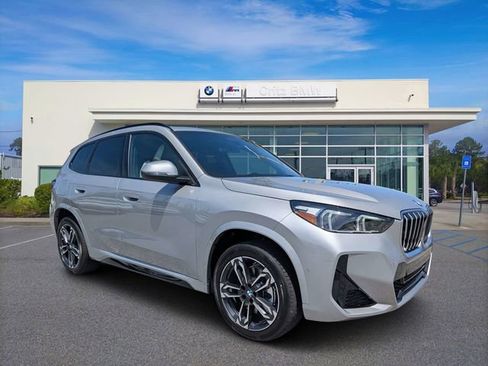 New 2026 BMW X1 xDrive28i w/ M Sport Package AWD/4WD image 1