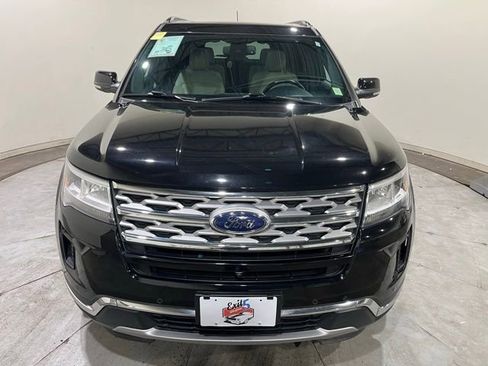 Used 2019 Ford Explorer Limited w/ Ford Safe & Smart Package AWD/4WD image 4