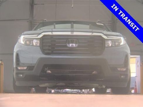 Used 2023 Honda Ridgeline RTL-E image 2
