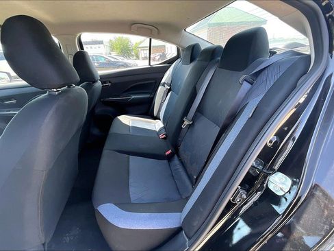 Used 2025 Nissan Versa SV FWD image 22