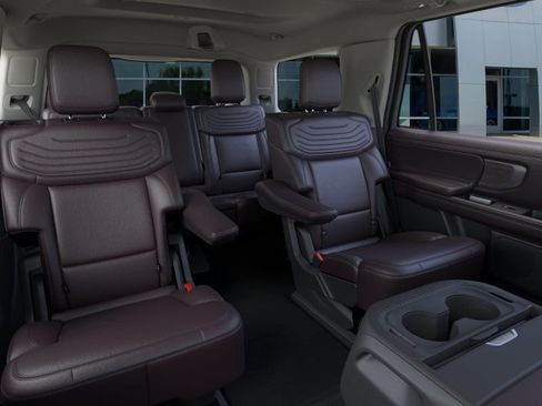 New 2026 Ford Expedition Platinum w/ Platinum Ultimate Package AWD/4WD image 38