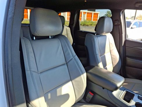 Used 2018 Jeep Grand Cherokee Laredo image 13