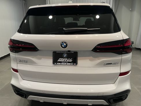 New 2026 BMW X5 xDrive40i w/ M Sport Package image 5