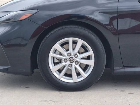 Used 2025 Toyota Camry LE FWD image 27