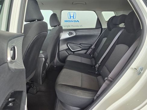 Used 2025 Kia Soul LX FWD image 12