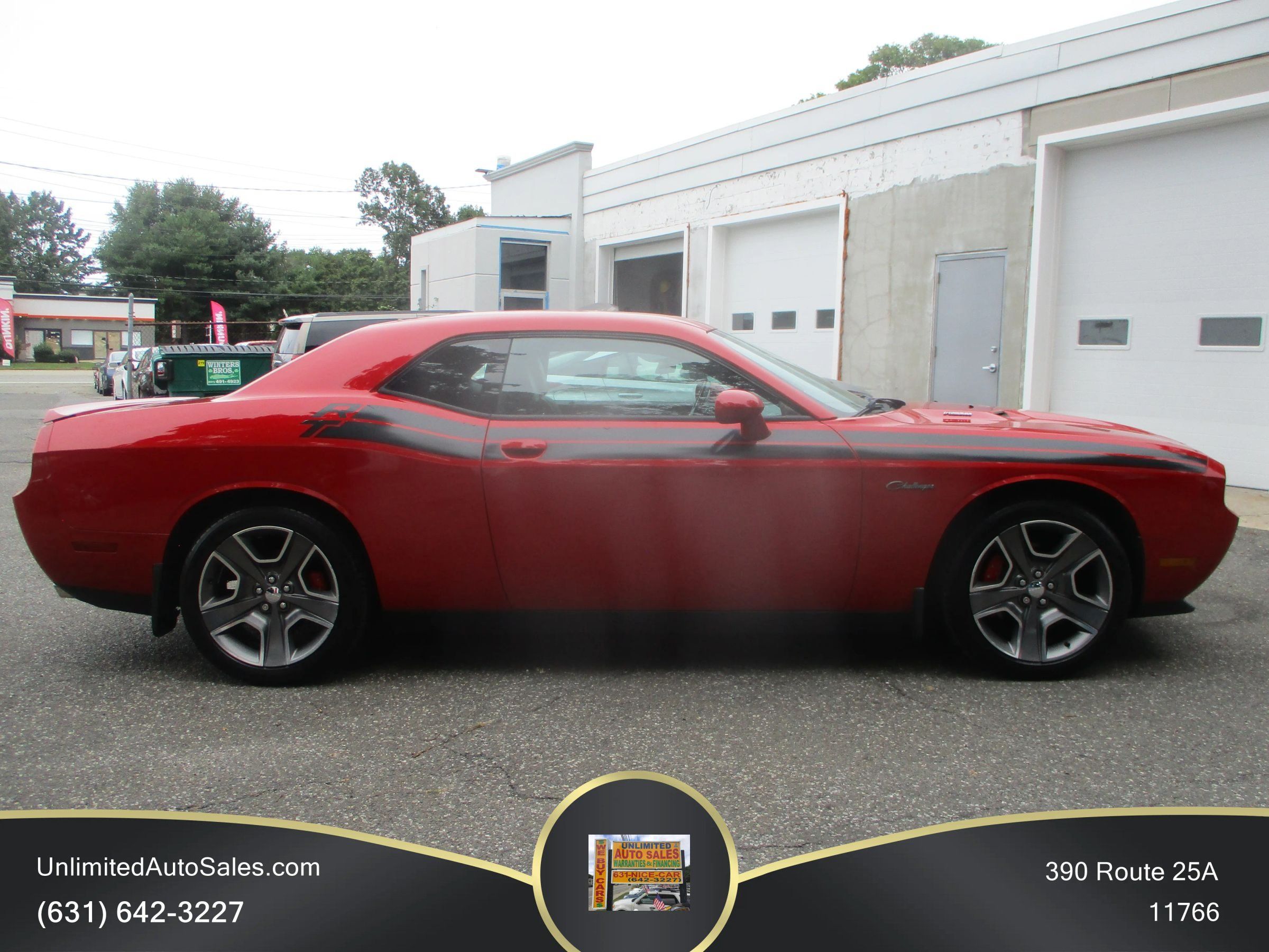 Used 2012 Dodge Challenger R/T RWD image 6