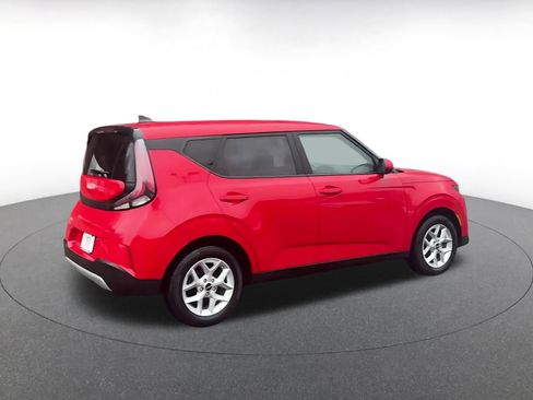 Used 2025 Kia Soul LX w/ LX Technology Package image 15