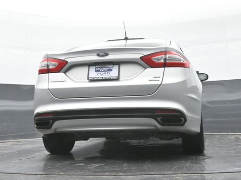 Used 2014 Ford Fusion SE w/ Equipment Group 202A image 42