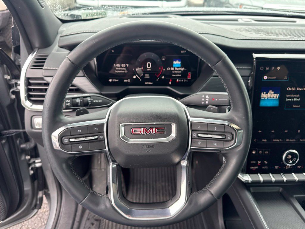 Used 2024 GMC Acadia Elevation w/ Luxury Package AWD/4WD image 11