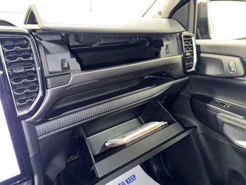 Used 2025 Ford Ranger Lariat w/ Advanced Towing Package AWD/4WD image 32