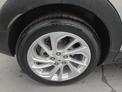 Used 2023 Chevrolet Bolt EUV LT w/ Driver Confidence Package image 20