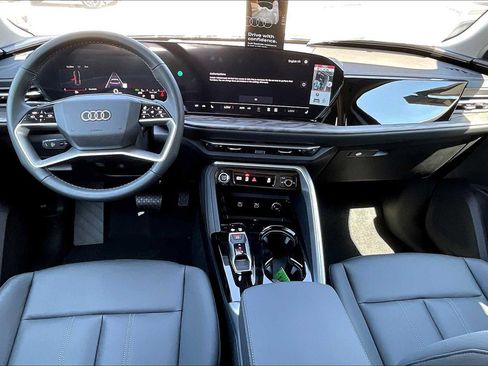 New 2025 Audi Q5 Premium w/ Convenience Package image 5