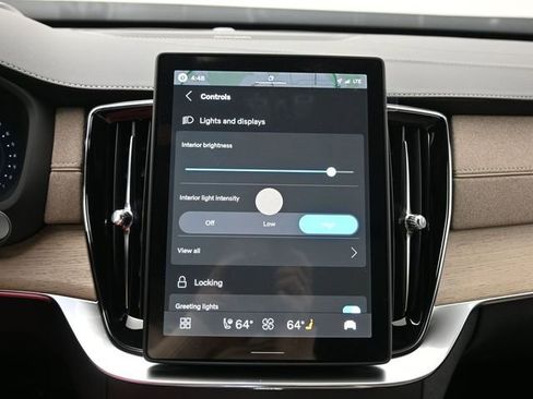 New 2026 Volvo XC90 B6 Ultra w/ Protection Package Premier image 17