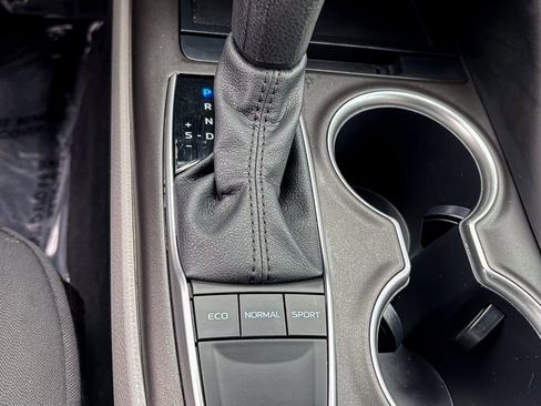 Used 2024 Toyota Camry LE image 23