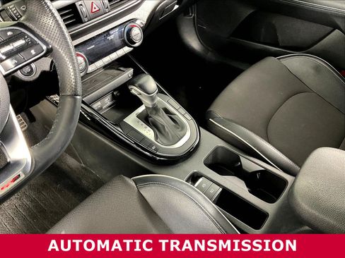 Used 2023 Kia Forte GT-Line w/ GT-Line Premium Package FWD image 17
