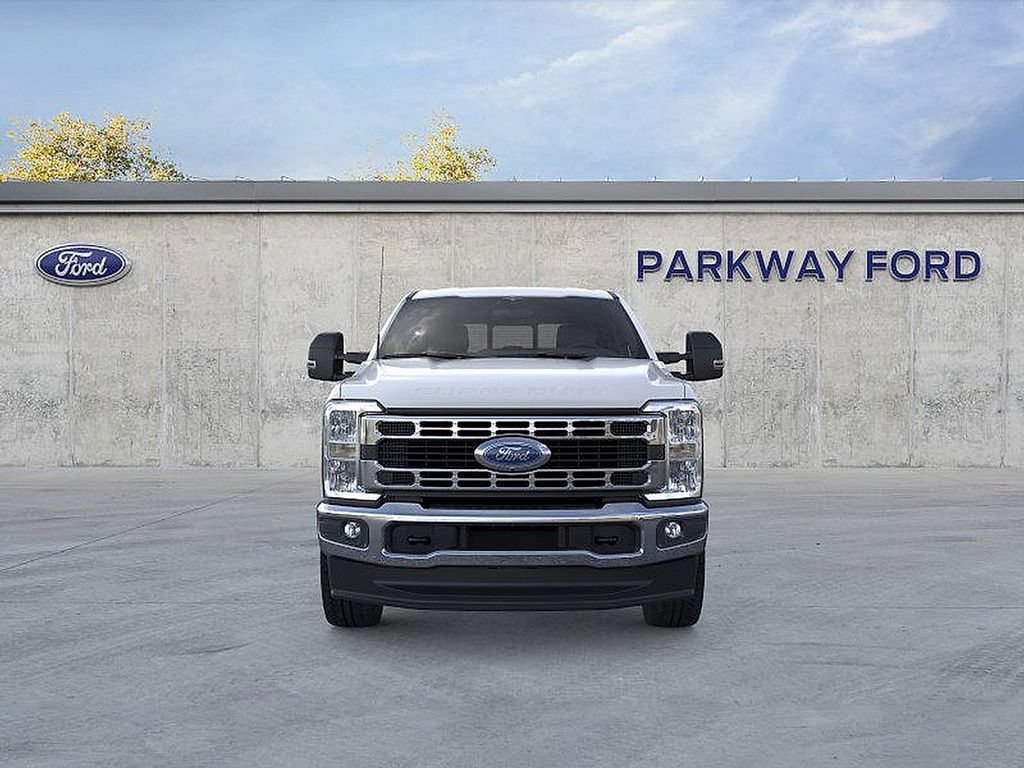 New 2025 Ford F250 XLT w/ 360-Degree Camera Package AWD/4WD image 6