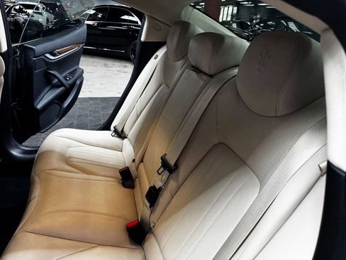 Used 2019 Maserati Ghibli S image 44