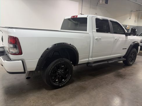 Used 2024 RAM 2500 Big Horn w/ Night Edition AWD/4WD image 3
