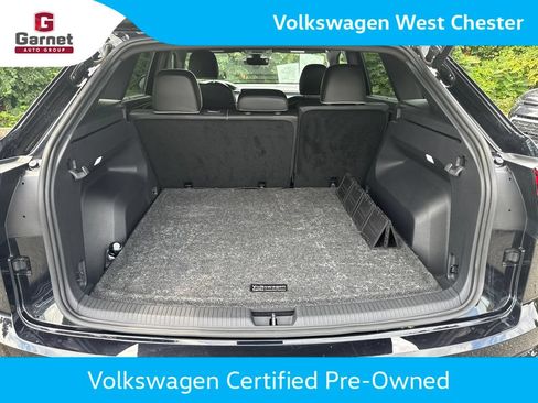 Certified 2024 Volkswagen Atlas Cross Sport SEL Premium R-Line AWD/4WD image 32