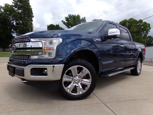 Used 2018 Ford F150 Lariat w/ Equipment Group 502A Luxury AWD/4WD image 2