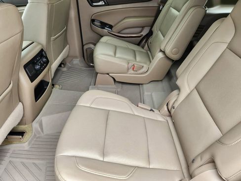 Used 2019 GMC Yukon SLT w/ Open Road Package RWD image 32