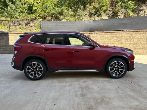 New 2026 BMW X1 xDrive28i image 7