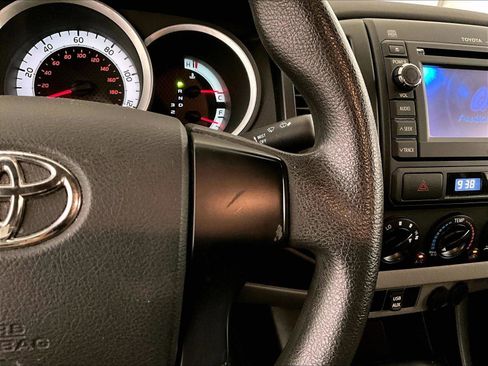 Used 2013 Toyota Tacoma 4x4 Regular Cab image 18