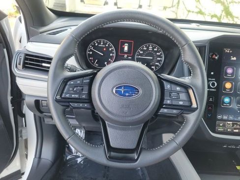 Used 2025 Subaru Forester Premium AWD/4WD image 22