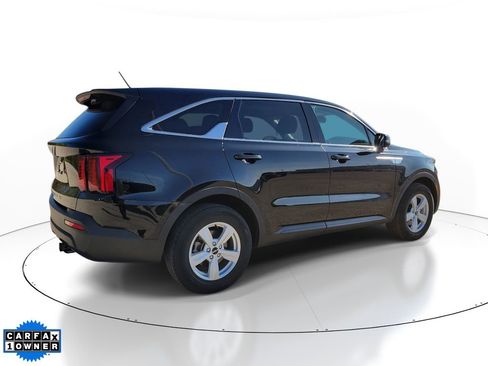 Used 2022 Kia Sorento LX FWD image 4