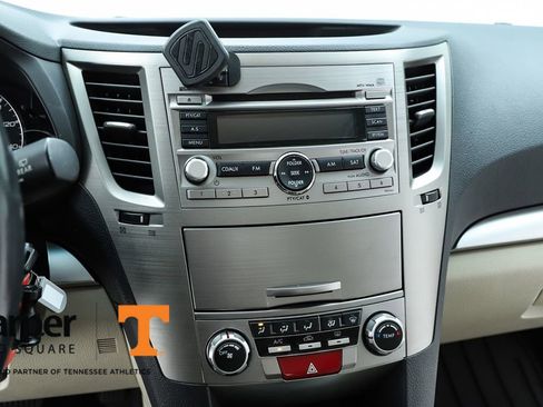 Used 2011 Subaru Outback 2.5i Premium image 62