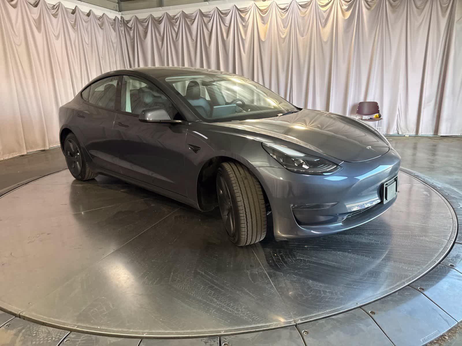 Used 2023 Tesla Model 3 Standard Range RWD image 3