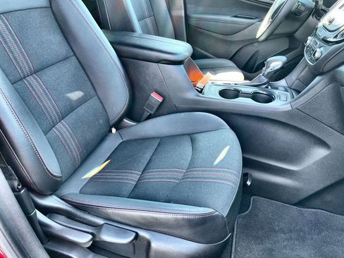 Certified 2023 Chevrolet Equinox RS image 27