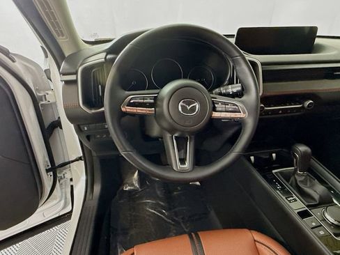 Used 2025 MAZDA CX-50 AWD 2.5 Turbo w/ Weather Package image 11
