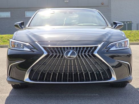 Used 2023 Lexus ES 350 w/ Accessory Package (Z1) FWD image 3
