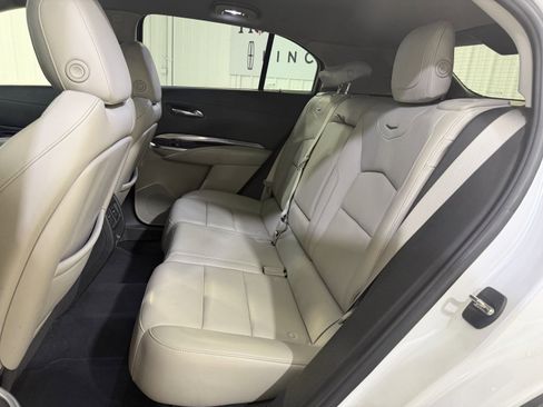 Used 2021 Cadillac XT4 Luxury w/ Driver Awareness Package FWD image 10