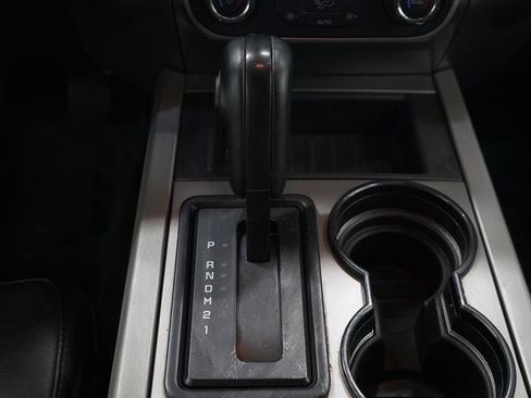 Used 2017 Ford Expedition XLT w/ Equipment Group 202A image 19