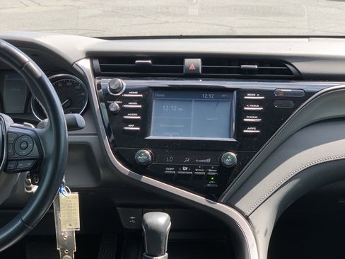 Used 2019 Toyota Camry SE image 31