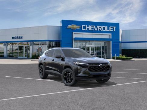 New 2026 Chevrolet Trax LT FWD image 1