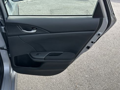 Used 2017 Honda Civic EX-T image 19