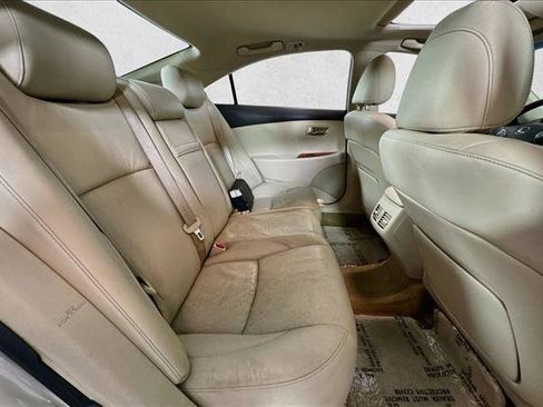 Used 2011 Lexus ES 350 FWD image 25