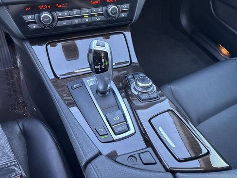 Used 2011 BMW 535i Sedan image 44