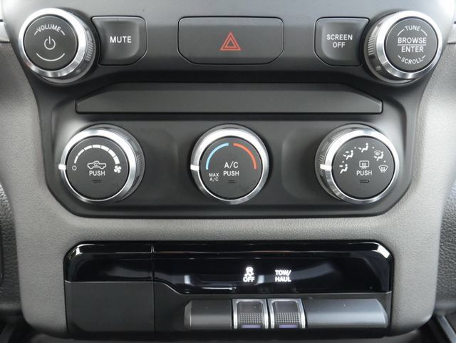 Used 2022 RAM 1500 Big Horn AWD/4WD image 21