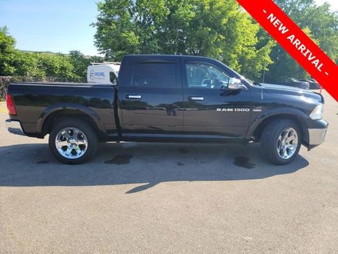 Used 2012 RAM 1500 Laramie AWD/4WD image 2