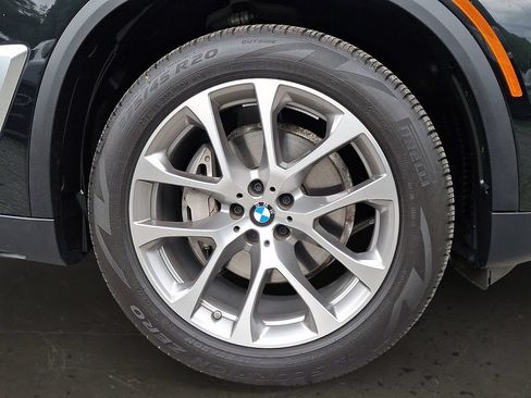 Certified 2024 BMW X5 xDrive40i w/ Premium Package AWD/4WD image 9