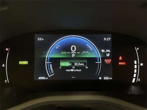 Used 2025 Toyota Camry SE image 31