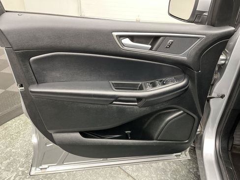 Used 2023 Ford Edge SEL AWD/4WD image 7