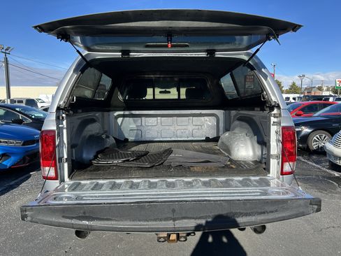 Used 2010 Dodge Ram 1500 Truck SLT w/ Big Horn Regional Pkg image 9