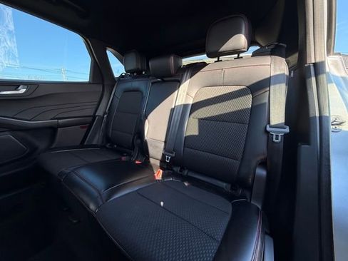 Used 2023 Ford Escape ST-Line image 15